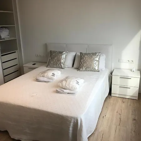 La Casa De La Olivera Luxurious House فيلة