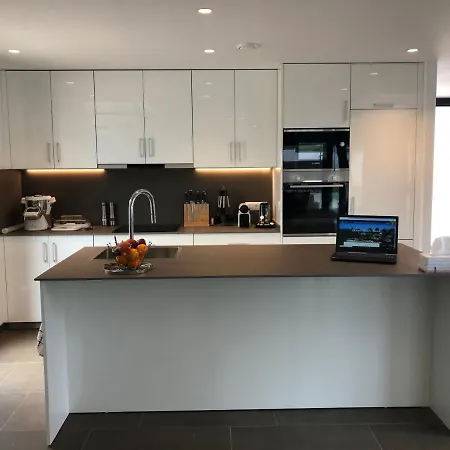 La Casa De La Olivera Luxurious House فيلة