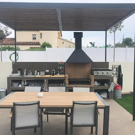 La Casa De La Olivera Luxurious House فيلة Les Tres Cales